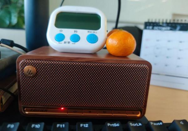 穿越到文藝復興時期？復古風格的藍芽音箱：漫步者M230測評