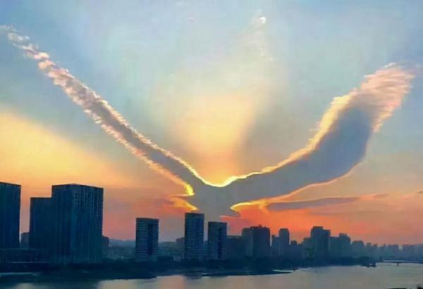 北京上空驚現愛心雲，古人稱祥瑞之兆，這是否預示著有好事發生？