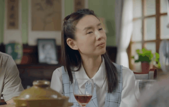 沒有少女的精氣神就別硬凹，“楊冪們”給新人留點機會吧