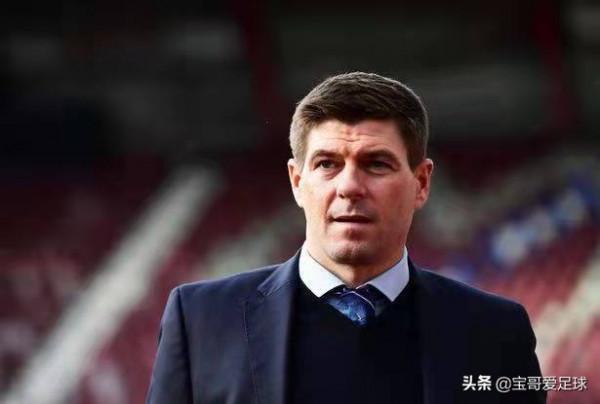 英超訊息彙總:B費和B席分別當選曼聯和曼城2021年度最佳球員 英超訊息彙總:B費和B席分別當選曼聯和曼城2021年度最佳球員