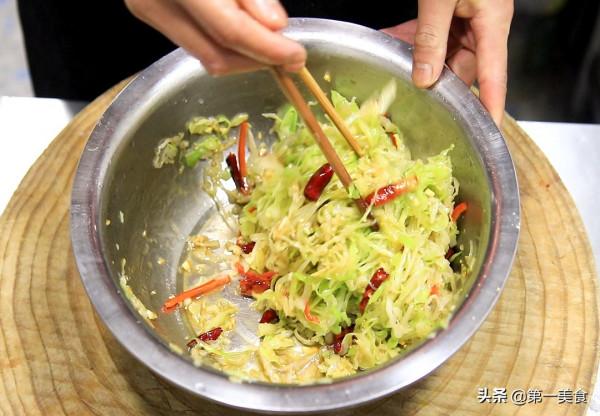 熗拌包菜絲焯水多少時間是關鍵，很多人都做錯了，廚師長教你做法