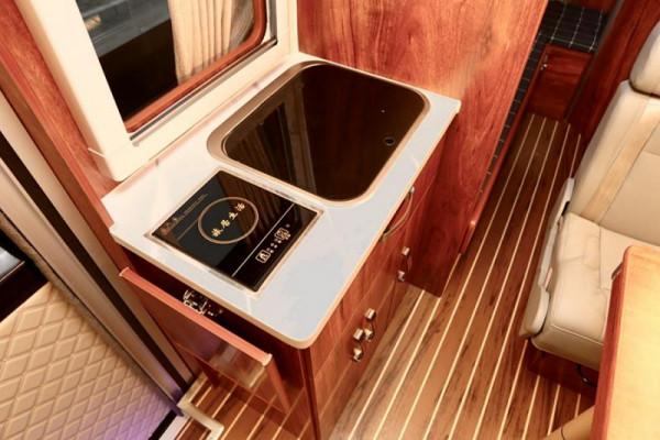 6座佈局丨31.98萬帶走亞星歐睿長軸B型房車 6座佈局丨31.98萬帶走亞星歐睿長軸B型房車