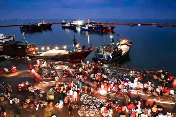 和廣東打了50架,也沒在“誰更會吃雞”這個問題上分出高下 和廣東打了50架,也沒在“誰更會吃雞”這個問題上分出高下