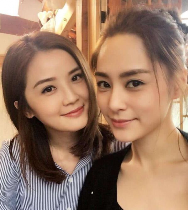 Twins組合出道21年，存款卻只夠買二手房，本人：目前還在攢社保