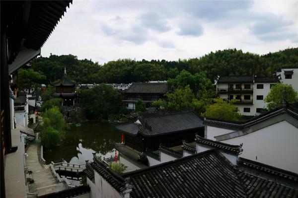 江西“清流”景區走紅,風景不輸河西烏鎮,遊客出入需穿漢服 江西“清流”景區走紅,風景不輸河西烏鎮,遊客出入需穿漢服