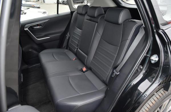 廣汽豐田威蘭達，有必要選2.0L四驅尊貴版，安全舒適，還省油