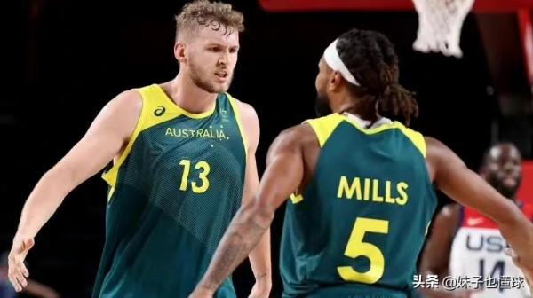 馬刺又出妖星!背靠背場均12分鐘砍7.5分,周琦或許要向他取取經 馬刺又出妖星!背靠背場均12分鐘砍7.5分,周琦或許要向他取取經