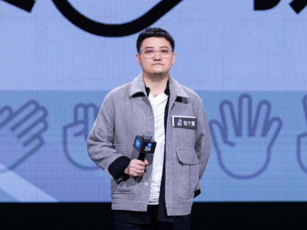 批蔡康永，誇錢寧黃，科幻短片《觀察者》征服了李誠儒