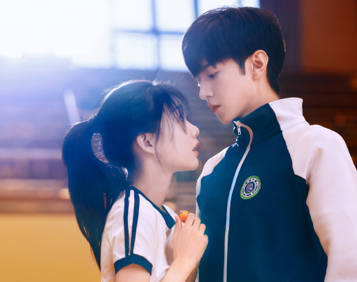 羨入四月！你是人間四月天，也是我的周斯越