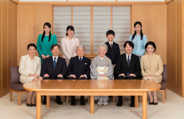 日本產生了100任首相只經歷了5位天皇,首相和天皇究竟誰權力大? 日本產生了100任首相只經歷了5位天皇,首相和天皇究竟誰權力大?