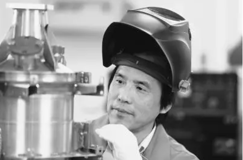中國電焊第一人:多次拒絕國外8倍高薪邀請,專研長征火箭焊接 中國電焊第一人:多次拒絕國外8倍高薪邀請,專研長征火箭焊接