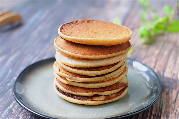 冬天寒冷，這早餐我常給孩子做，清爽多汁補足維C，滋潤不上火