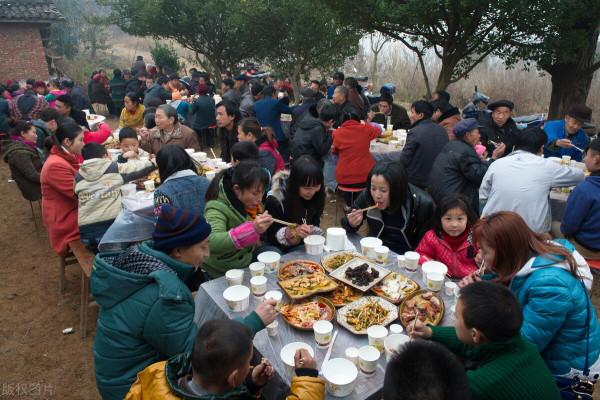 很久不聯絡的同事兒子結婚請我送禮 我是這樣處理的