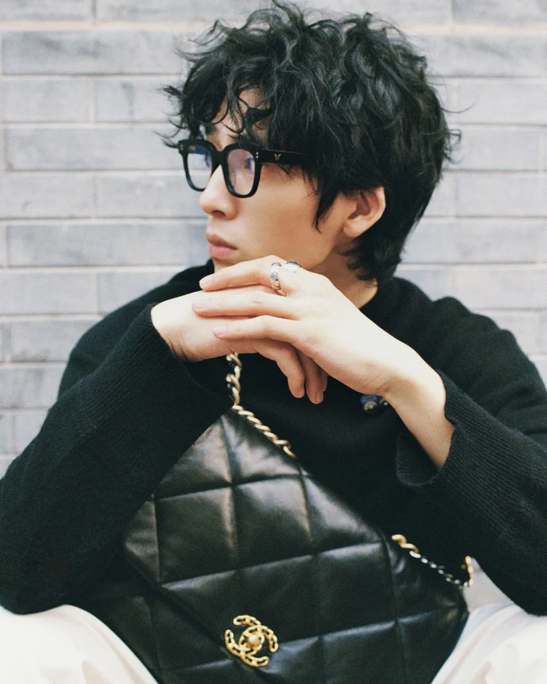 超會穿的男明星？井柏然的包包你種草了嗎