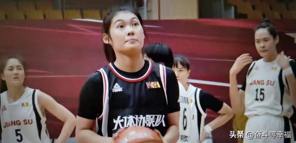 慘烈！江蘇女籃對陣大體協聯隊，孫麗受傷造成球隊退賽
