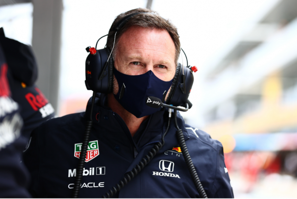 Poly博詣贊助紅牛F1車隊，為車隊打造強勁協作引擎