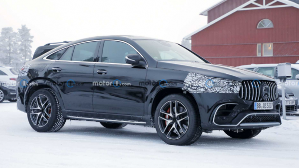 2023款梅賽德斯AMG GLE 63路試諜照曝光 有望年內亮相