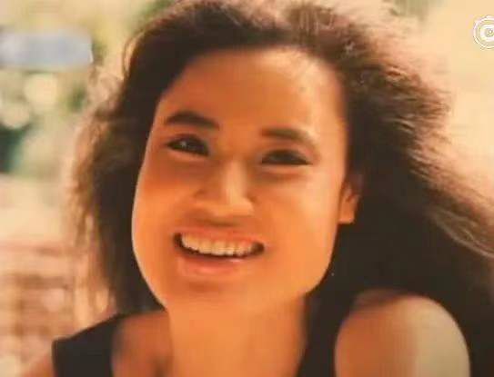 韓國“電風扇大媽”：為變美整容，給自己注射大豆油，用石蠟填充