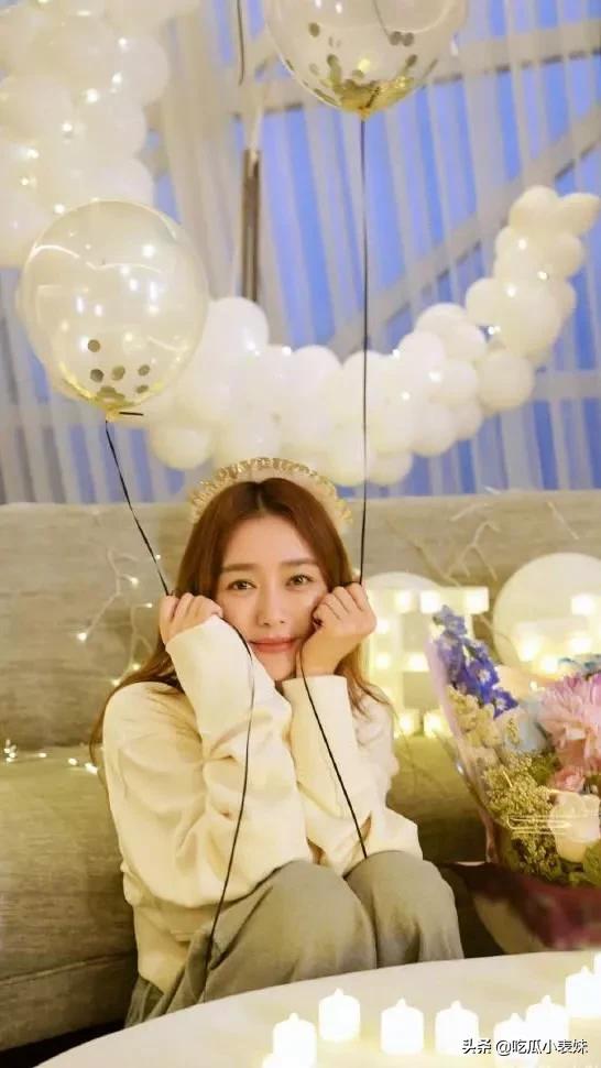 秦嵐，漂亮迷人，氣質優雅