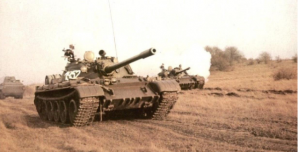 從VT-1到VT-5:奈米比亞採購中式坦克的“幸福選擇困難症” 從VT-1到VT-5:奈米比亞採購中式坦克的“幸福選擇困難症”