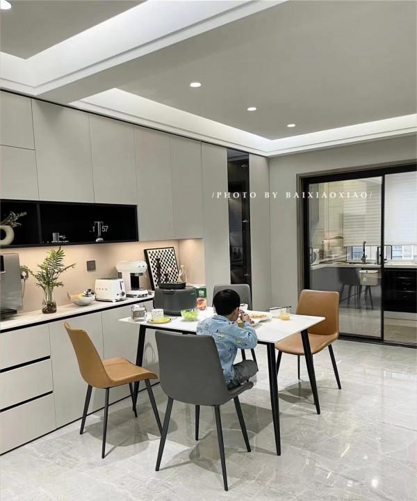 業主花30W裝出來的家，卻被吐槽像“出租屋”，她卻覺得挺好