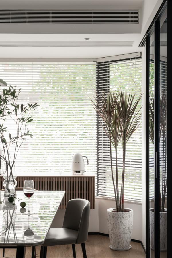 140方現代住宅，質樸的低調，晚點也很美