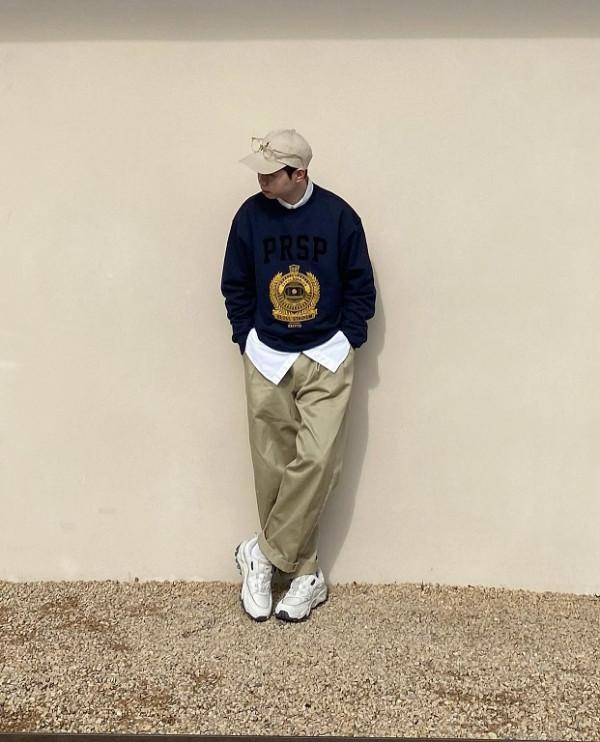 秋季出行搭配指南，簡約隨性的日系搭配等你get