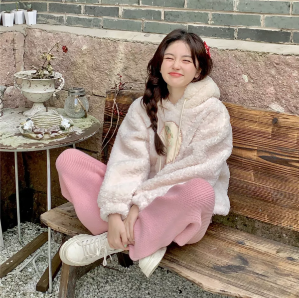 顯瘦又有女人味，美貌還能有氣場！“高顏值”的早春搭配全靠它