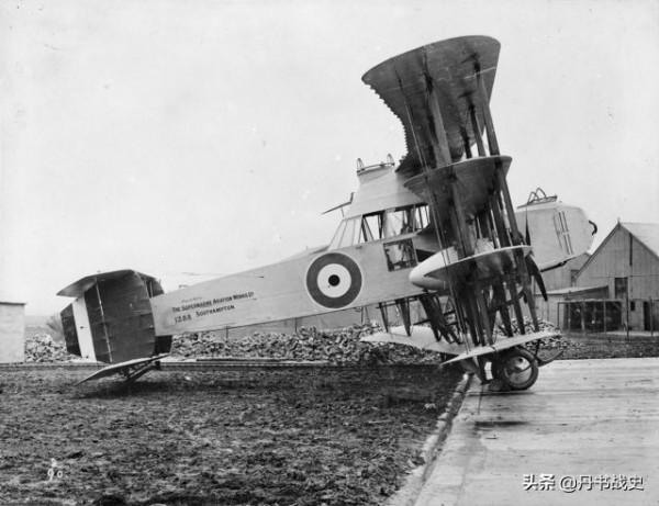 專門和齊柏林飛艇作對，一戰英國PB31&OpenCurlyDoubleQuote;夜鷹&rdquo;夜間戰鬥機