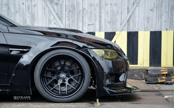 武士之息：BMW M3 上身Liberty Wak套件