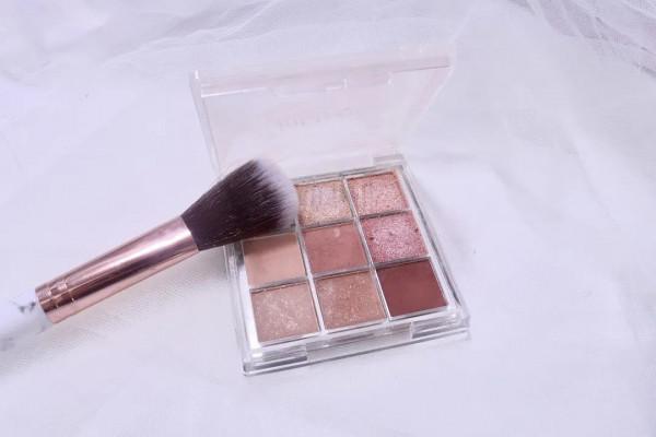 紅玫瑰魔女萬聖妝，撩動了誰的心？