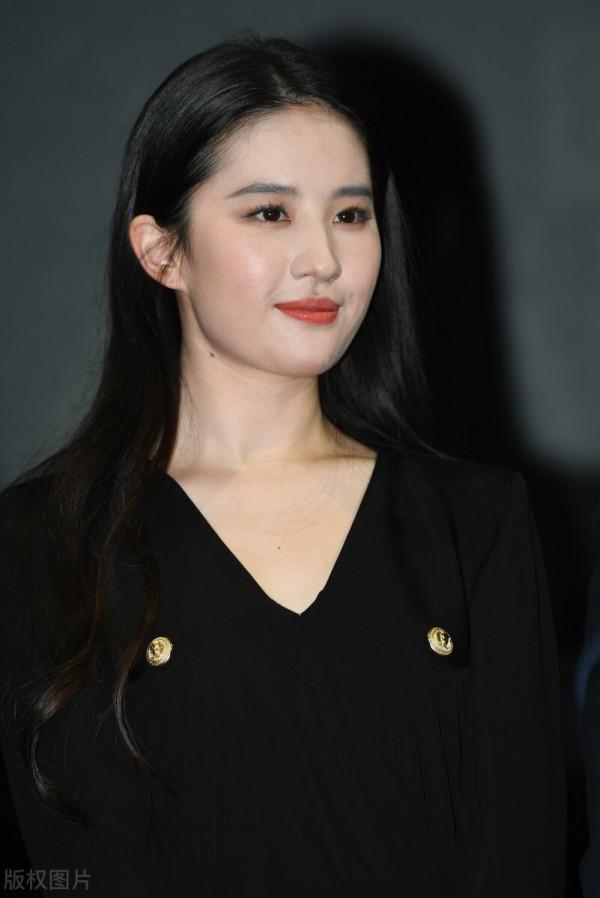 記憶中的劉亦菲，多少年過去了