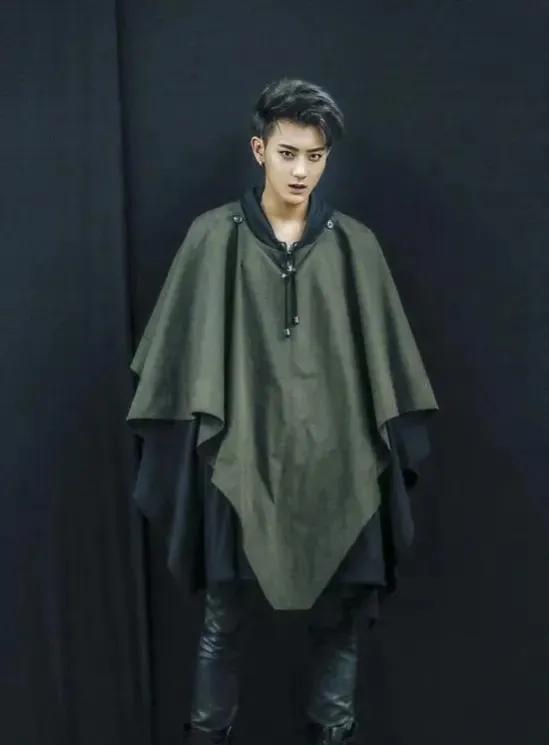 頂級男神黃子韜，帥成漫畫裡的人物