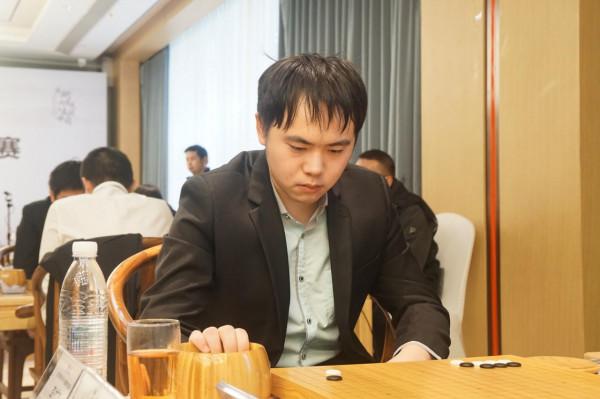 2021圍甲季後賽第二輪第2場圖集：柯羋辜丁頂尖對抗