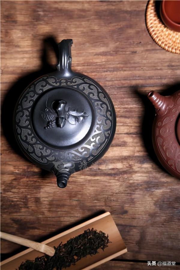 紫砂壺也要成雙入對——張紅華《松趣》