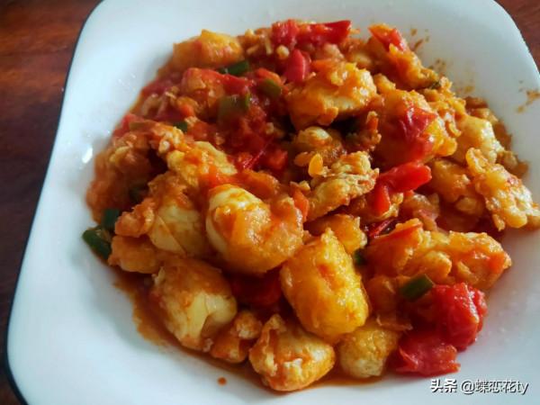 姐姐期中考了好成績,原本以為媽媽會加餐,結果呢 姐姐期中考了好成績,原本以為媽媽會加餐,結果呢