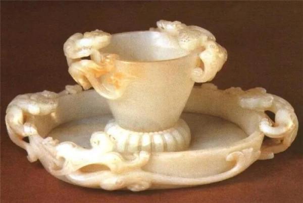 精美館藏飲酒玉杯欣賞（5）