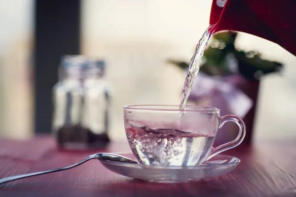 一口熱水喝掉5000多元?關於喝水的6個真相 一口熱水喝掉5000多元?關於喝水的6個真相