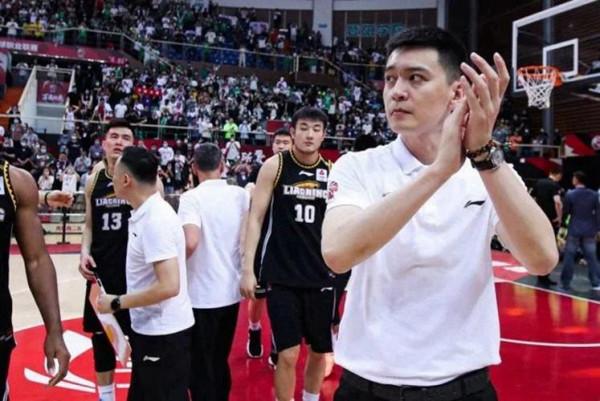 遼寧球迷最不能辜負的人就是楊鳴？17年不離不棄的堅守令人感動