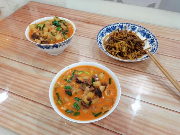 曬普通百姓家的5天家常晚餐，一飯一菜一湯雖簡單，卻美味