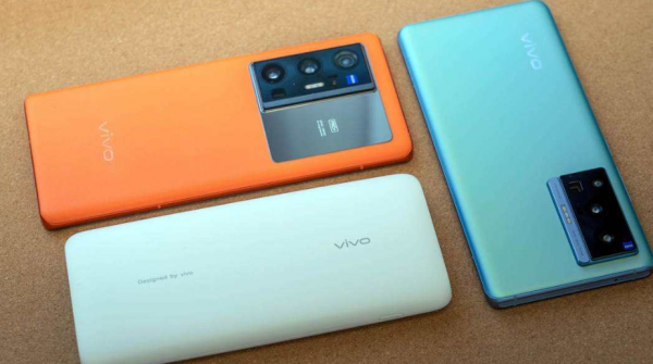 買手機不要盲選，內行人建議安排這4款，用三五年不卡頓不成問題