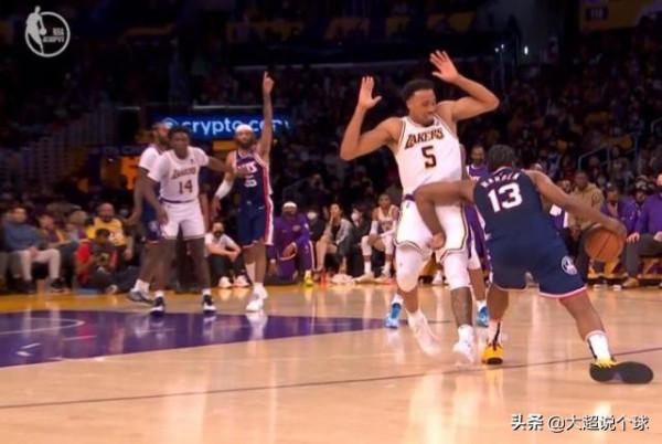 5連敗!詹姆斯39+9+7空砍4大里程碑,末節13分帶不動20中4的威少 5連敗!詹姆斯39+9+7空砍4大里程碑,末節13分帶不動20中4的威少
