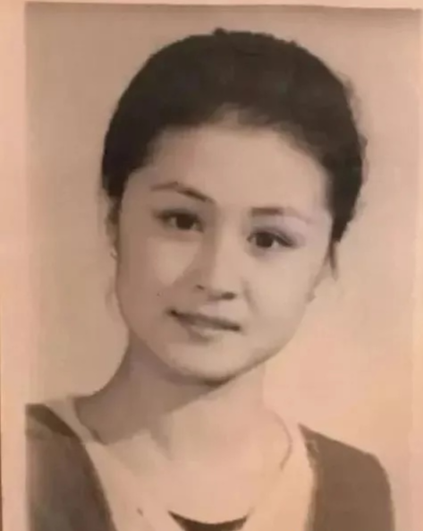 2021年突然離世的3大明星：有人疲於生計，有人病重卻樂觀