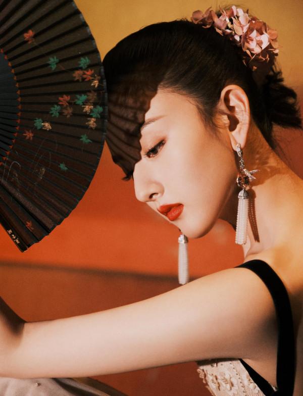 240號“女神”宋祖兒 240號“女神”宋祖兒