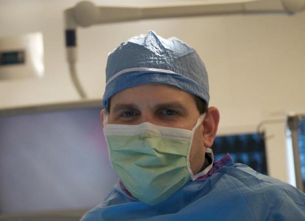 美國臭名昭著的死亡醫師:37臺手術33臺事故,他是如何做到的? 美國臭名昭著的死亡醫師:37臺手術33臺事故,他是如何做到的?