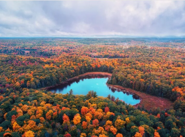 加拿大這些地方，被大自然雕刻成了愛的形狀