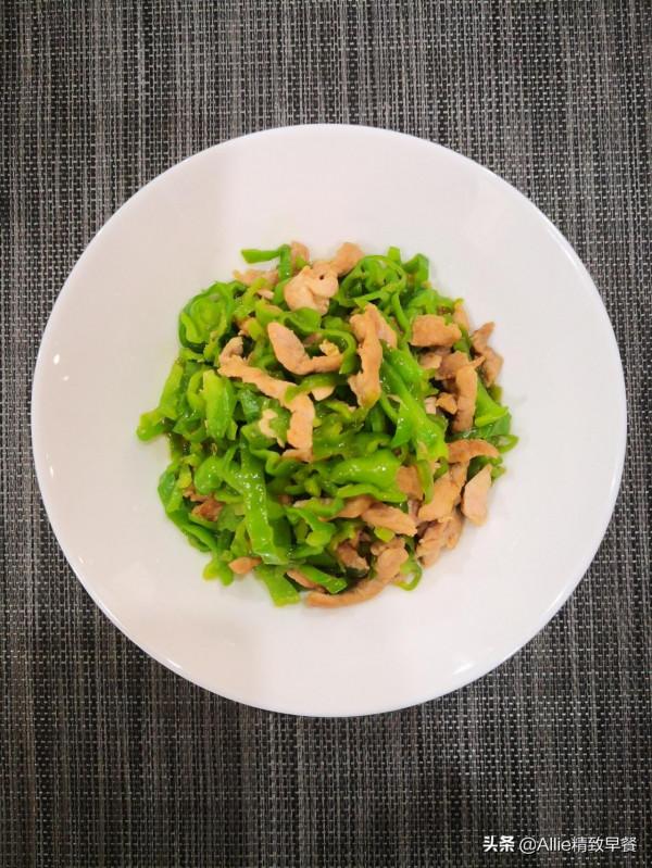 饅頭吃膩了，試試這樣做，鬆軟醇香，再搭配家常菜，真解饞