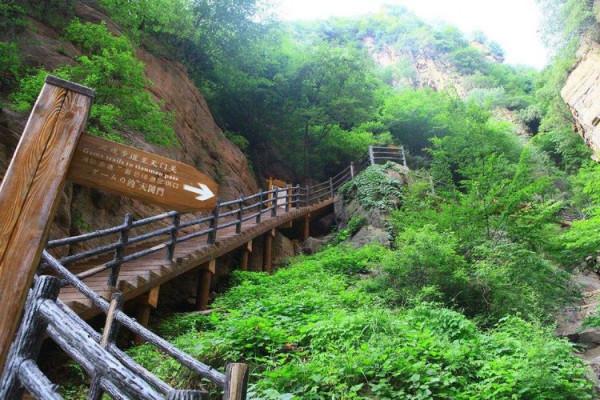 河南最牛的景區，一腳踏兩省，一眼看四個城市，你知道是哪嗎