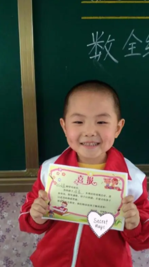 看似幸福，其實是父母搖錢樹，這6位明星，有人離世有人斷絕關係