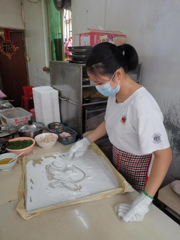 教你做廣東布拉腸(超簡單) 教你做廣東布拉腸(超簡單)